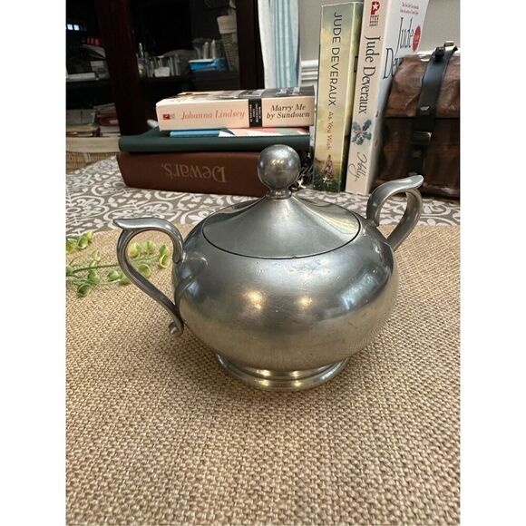FC Etain Garanti Silver Tone Matte Sugar Bowl with Lid & Handle Made in France - Picture 3 of 9